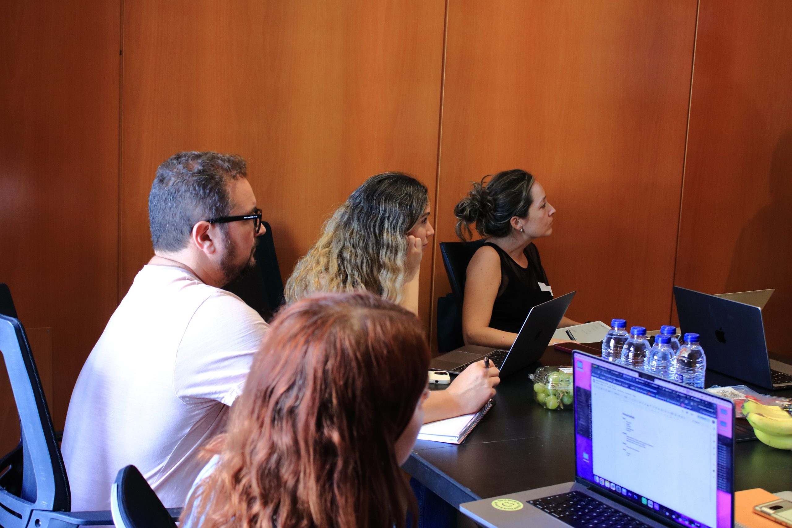 Sesión grupal del Bootcamp IA Generativa SAPINN